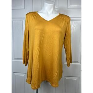 Retrology Mustard Yellow 3/4 Length Sleve Top Size Medium NWT
